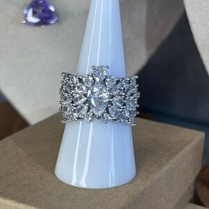 Cubic Zirconia Cluster Statement Ring Size 8